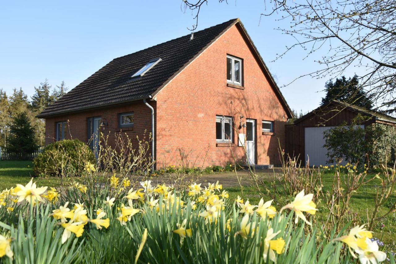Ferienhaus Mit Garten In Nordseenaehe Langenhorn エクステリア 写真